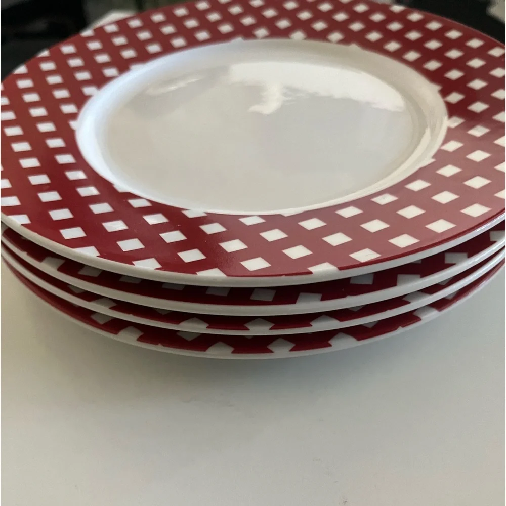 Pfaltzgraff Kenna Red Salad Plates Set Of 4 Red Check gingham Border Exc Cond - Picture 6 of 9